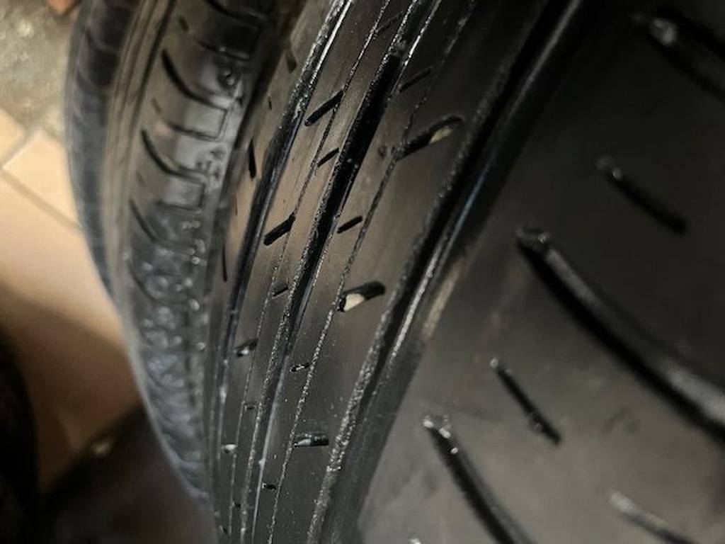 Volkswagen Golf ORIG.KOLA VČ POKLIC- 195/65/15