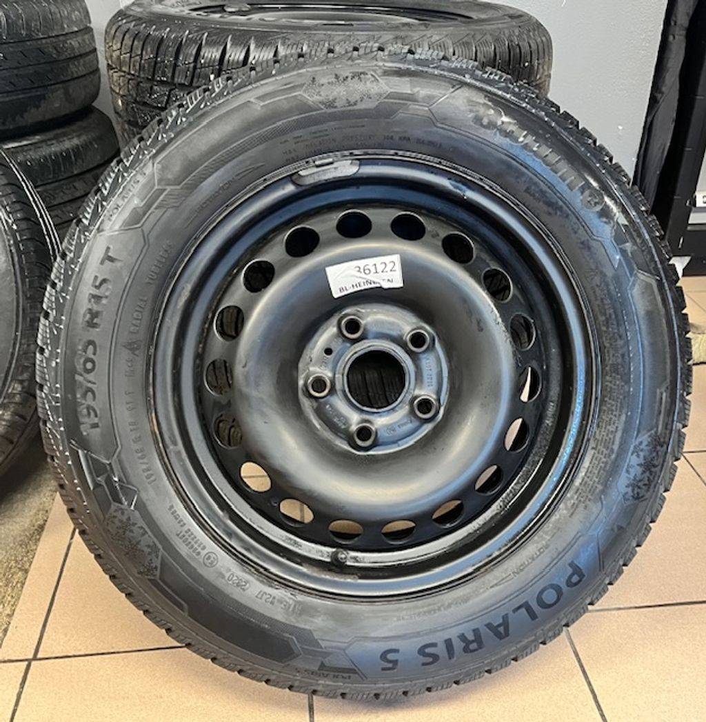 Škoda Octavia ORIG.KOLA VČ POKLIC- ZIMNÍ.PNE