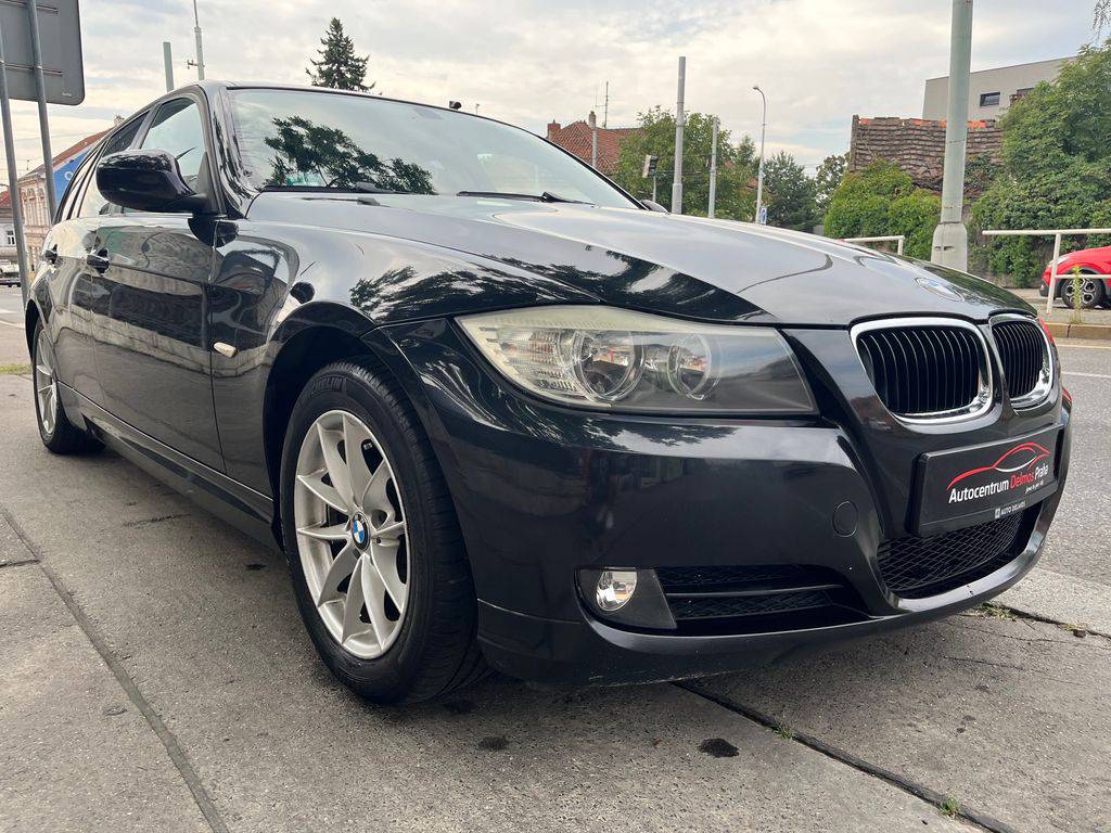 BMW 320 320d/2010/MAN6-2MAJ-WEBASTO