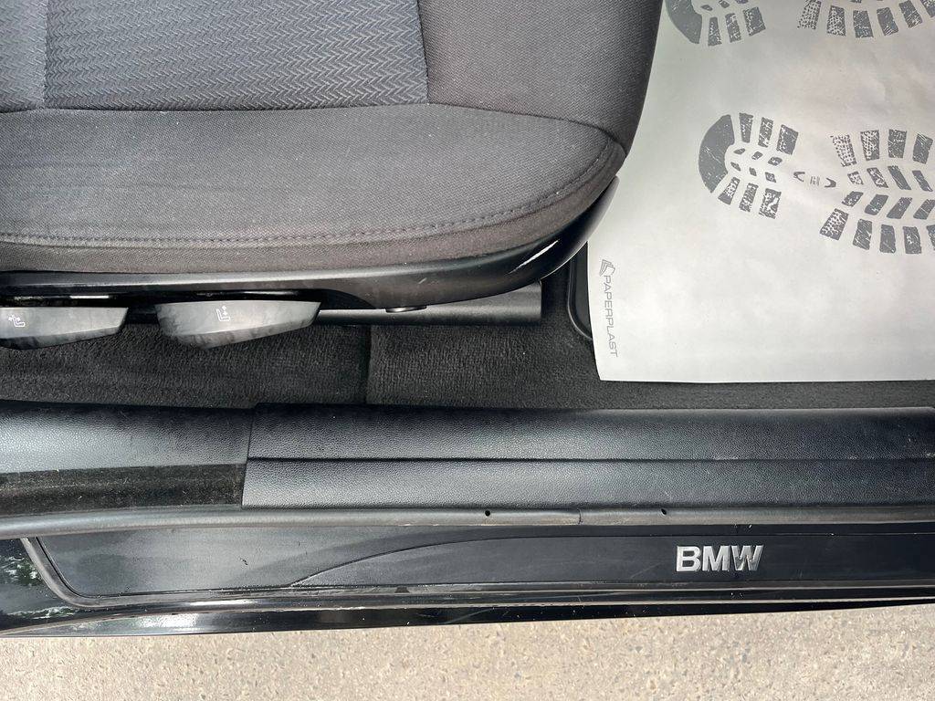 BMW 320 320d/2010/MAN6-2MAJ-WEBASTO