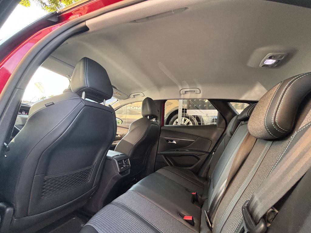 Peugeot 3008 1.5HDi-AT8/2022/1MAJ,CZ-ZÁRUKA