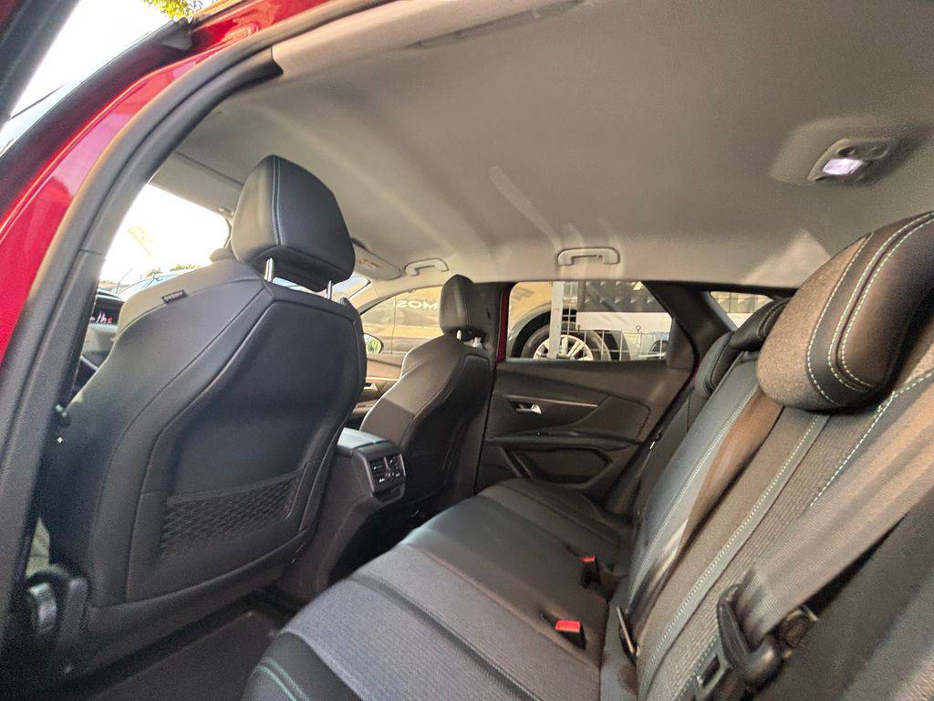 Peugeot 3008 1.5HDi-AT8/2022/1MAJ,CZ-ZÁRUKA