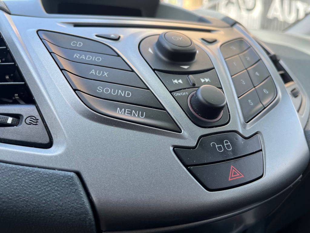 Ford Fiesta 1.25i 44KW/2011/1MAJ,ČR-S.KNIH