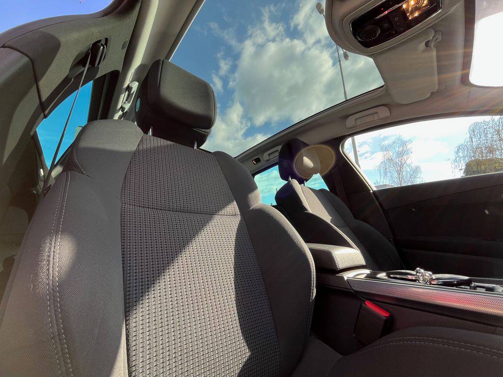 Peugeot 508 2.0HDI-110KW/2017/MAN6-ALLURE-