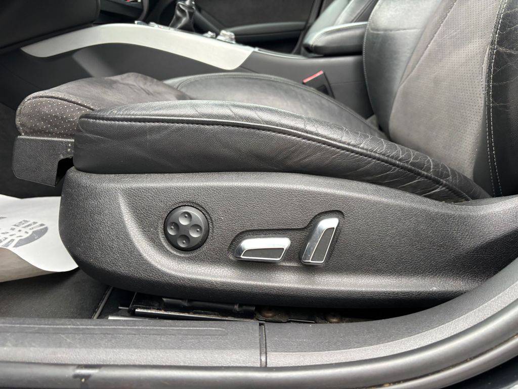 Audi A4 3.0TDI/2013/4X4,MAN6-S-LINE-WE