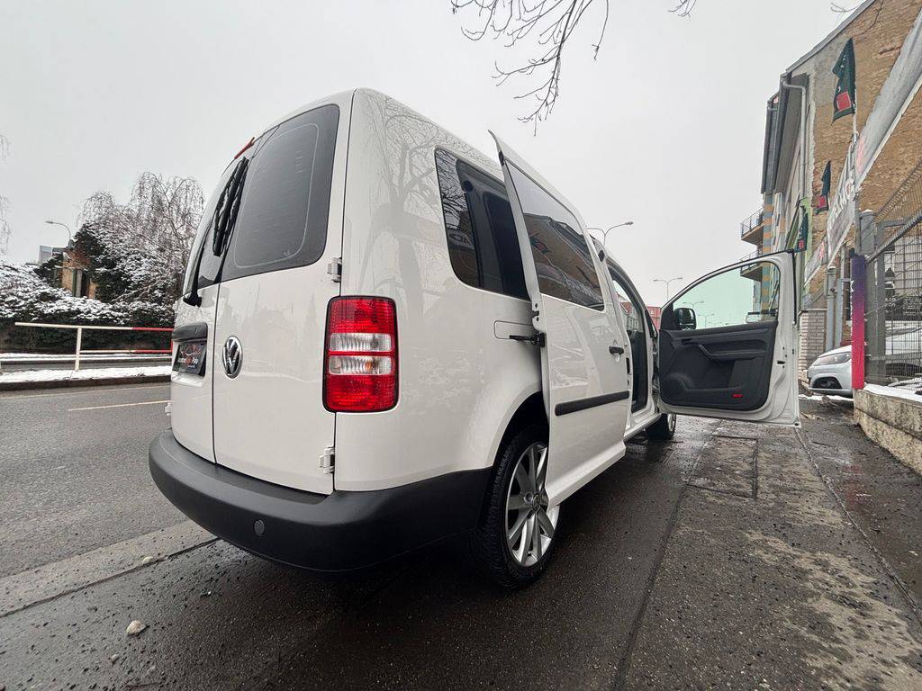 Volkswagen Caddy 1.6TDI/2013/5MÍST-MAXI-DPH-1MA