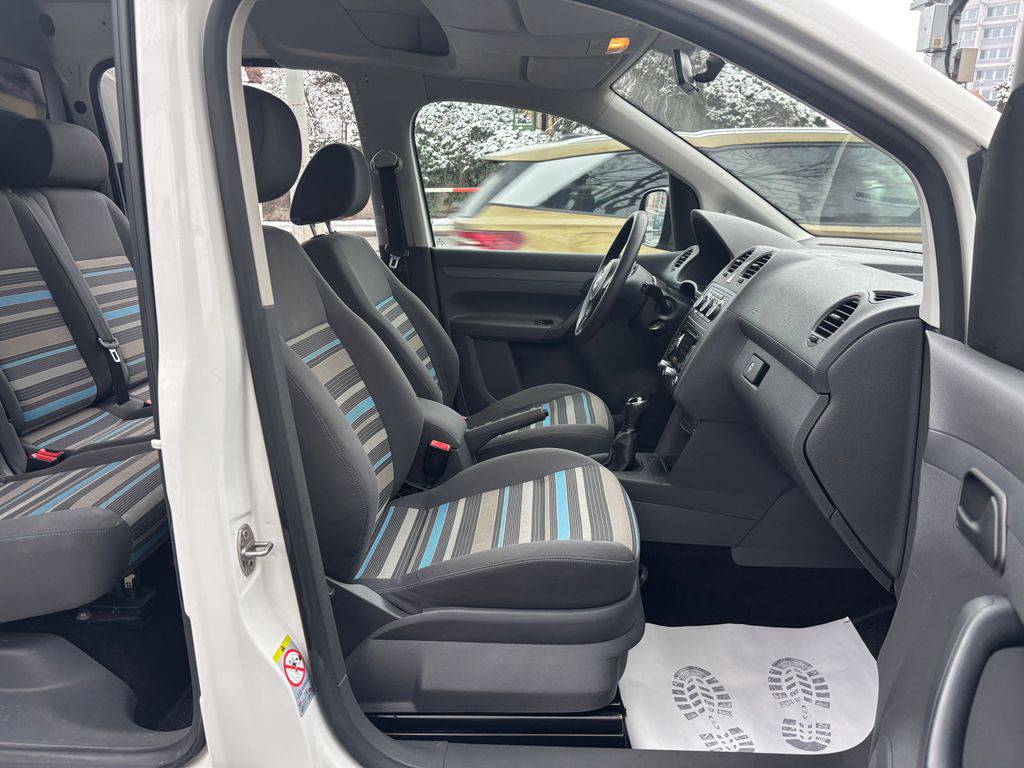 Volkswagen Caddy 1.6TDI/2013/5MÍST-MAXI-DPH-1MA