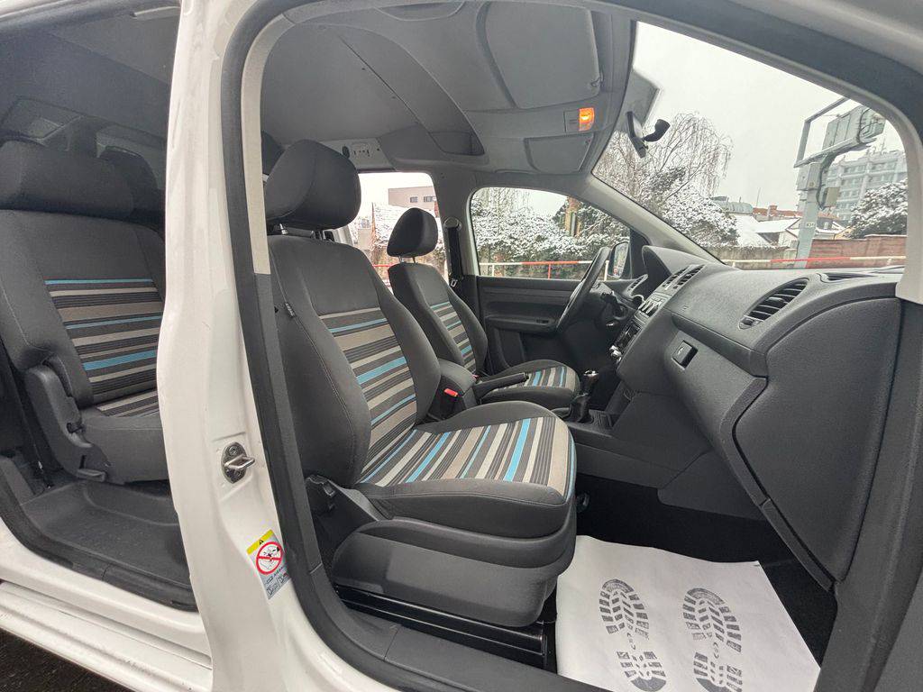 Volkswagen Caddy 1.6TDI/2013/5MÍST-MAXI-DPH-1MA