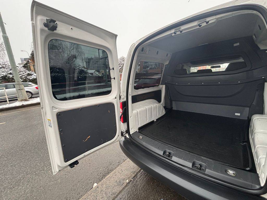 Volkswagen Caddy 1.6TDI/2013/5MÍST-MAXI-DPH-1MA