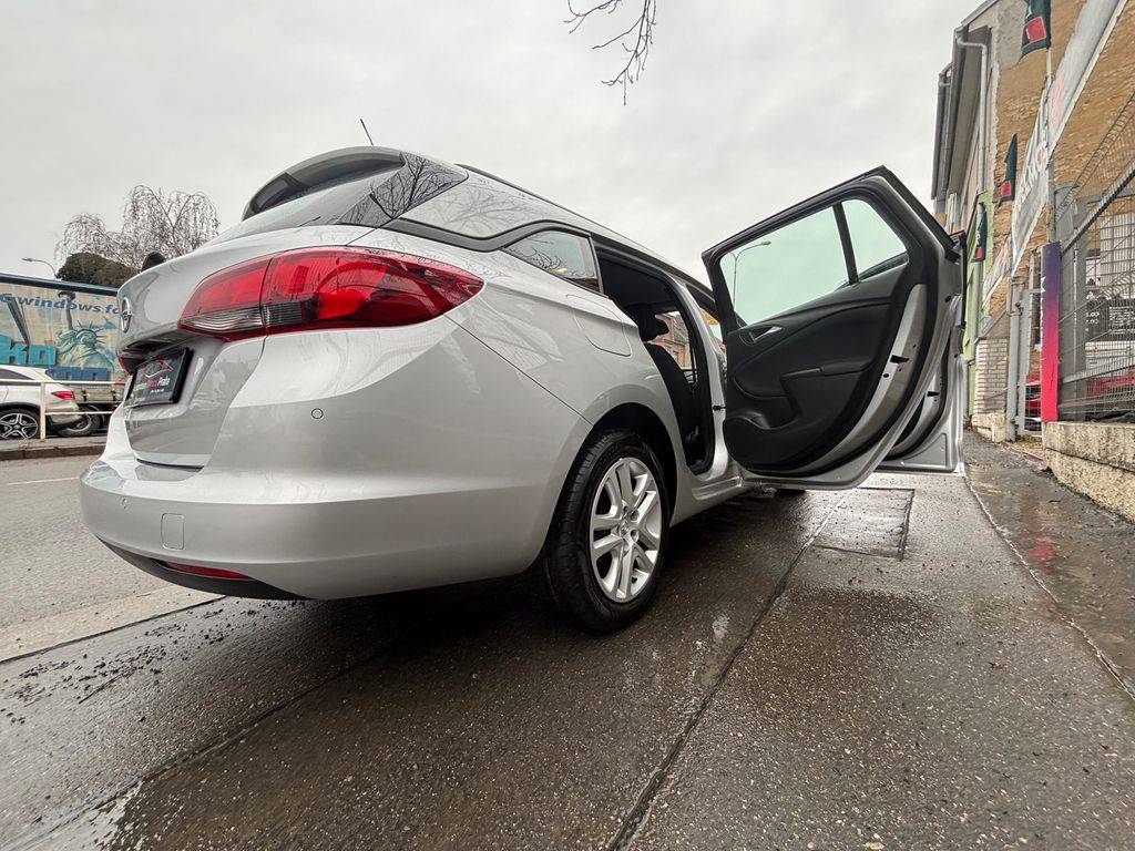 Opel Astra 1.5CDTi/2022/1M,DPH-ZÁRUKA 24M