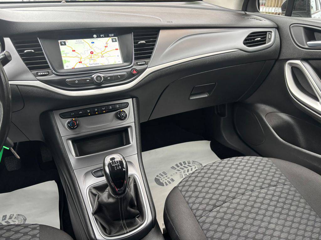 Opel Astra 1.5CDTi/2022/1M,DPH-ZÁRUKA 24M