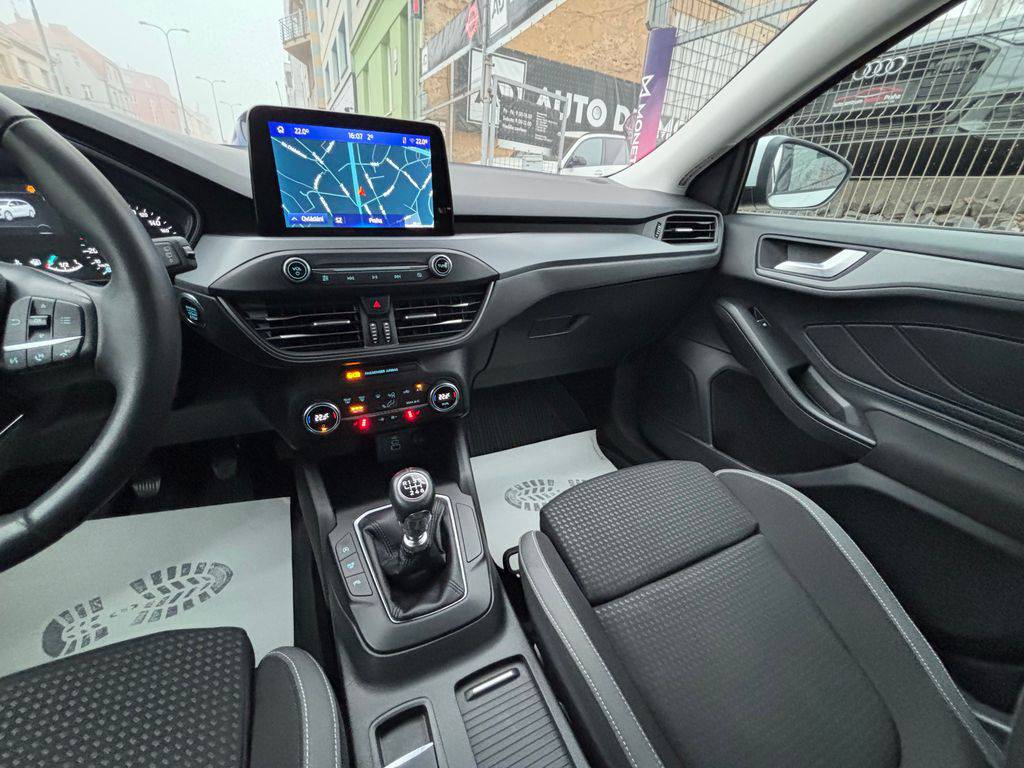 Ford Focus 1.5EB/2023/1MAJ,COOL-ZÁRUKA24