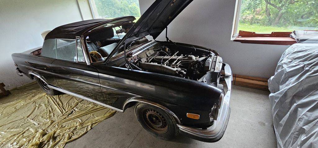 Mercedes-Benz 220 SE CABRIO/W111/1963/88kW/2.2V6