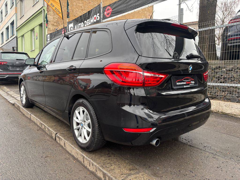 BMW 218 218d/2017/1MAJ-SPORT PACKET,ZÁ