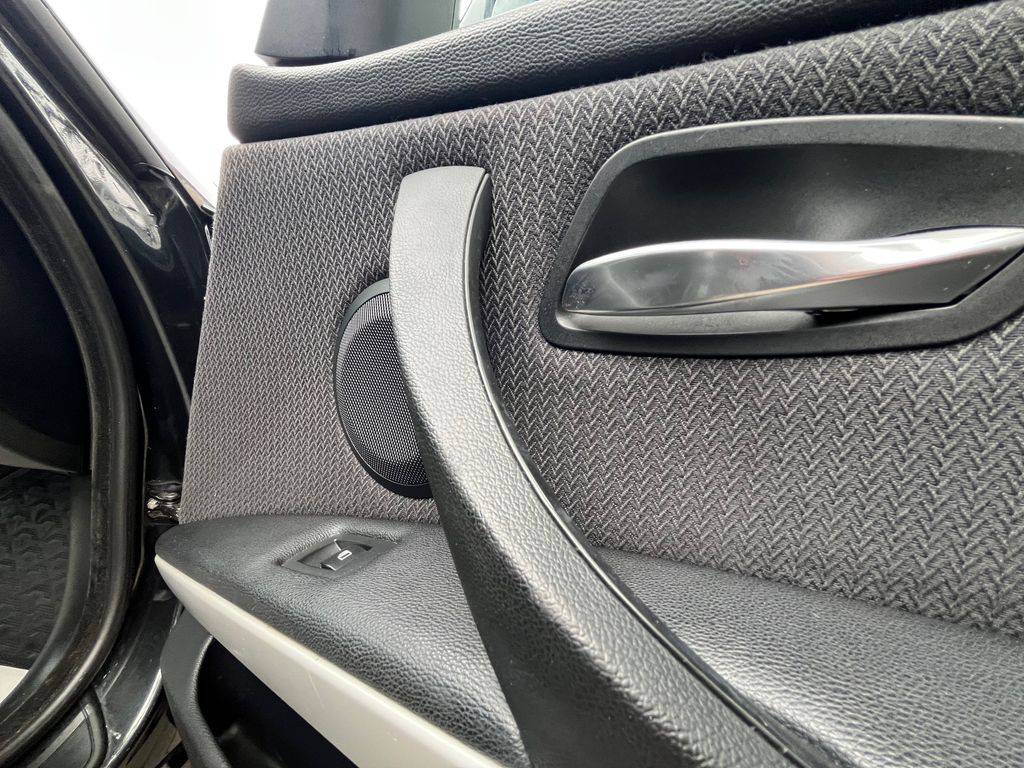 BMW 320 320d/2010/MAN6-2MAJ-WEBASTO