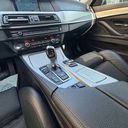 BMW 530 530d xDrive/2012/S.KNIHA-ZÁRUK