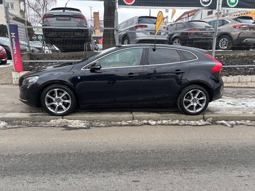 Volvo V40 D2/2016/AT-OCEAN RACE-ZÁRUKA24