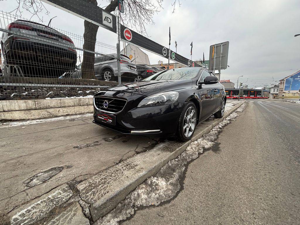 Volvo V40 D2/2016/AT-OCEAN RACE-ZÁRUKA24