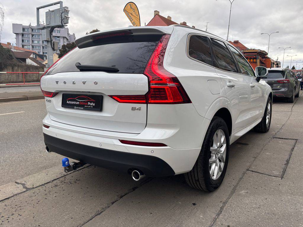 Volvo XC60 D4/2021/1MAJ.AT,TAŽ,MOMENTUM P