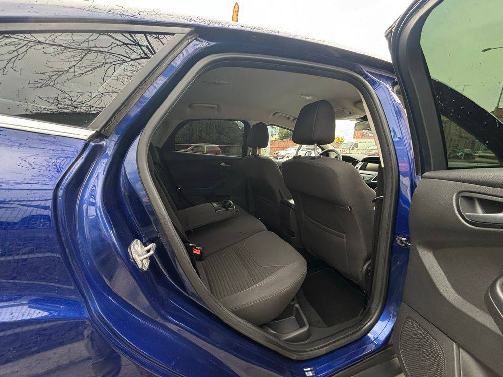 Ford Focus 2.0TDCi/2016/SPORT-2MAJ-NAVI-Z