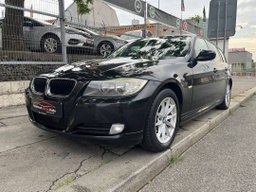 [WBAUX31060A701176] BMW 320 320d/2010/MAN6-2MAJ-WEBASTO
